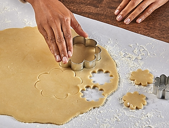 Reynolds Kitchens® Countertop Prep Paper | Reynolds Brands