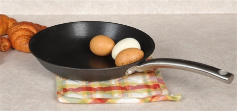 What do you think of this interesting “lightweight cast iron