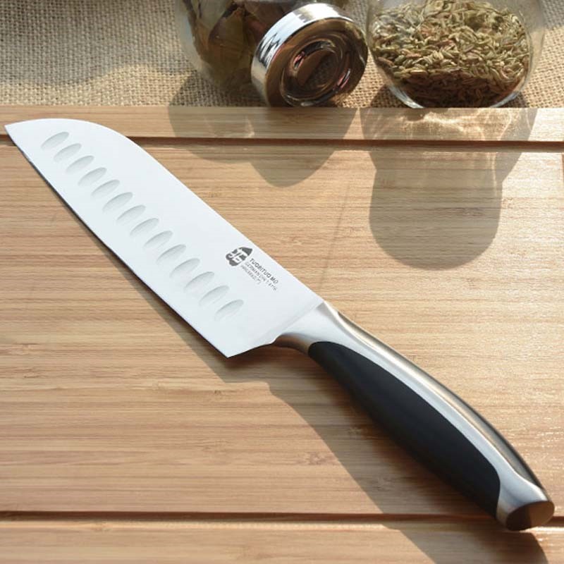 Disturbing Things about Bargain Knives and Alternatives