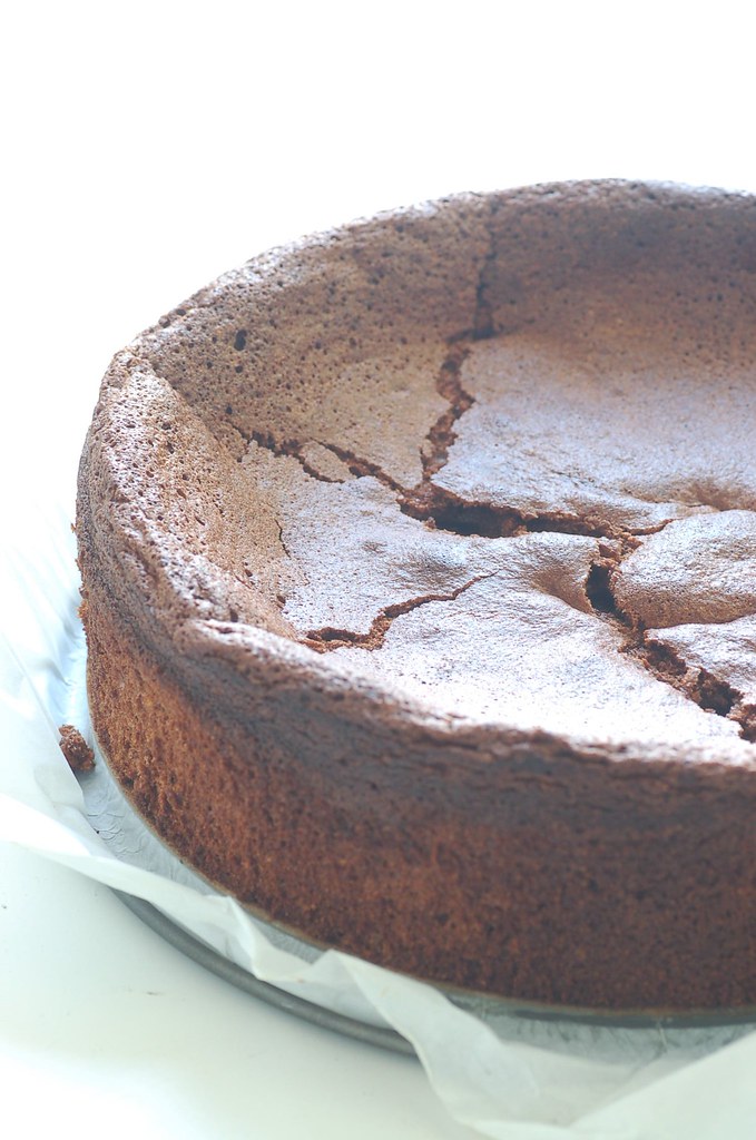 Vanilla Chiffon Cake + Tips for Successful Baking | Bake with Bakabee