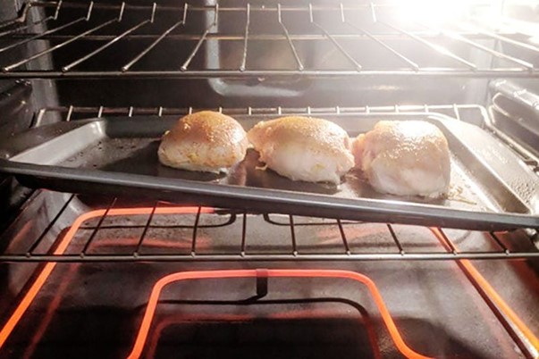 The Best Way To Prevent Your Baking Sheets From Warping