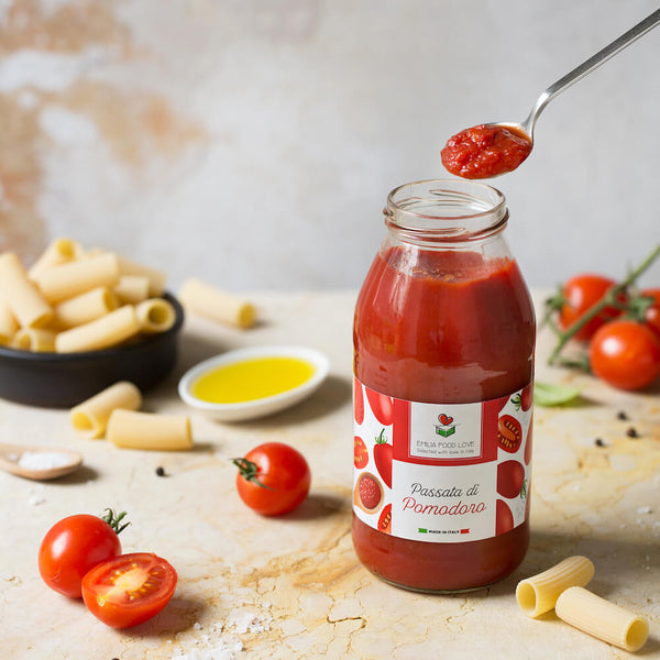 Tomato Passata | EMILIA FOOD LOVE