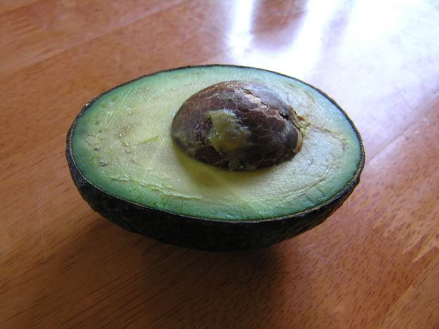 How To Save An Unripe Avocado That's Been Cut - A Life Unprocessed