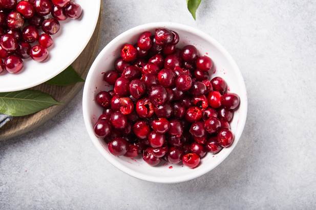 How to Pit Cherries, With or Without a Cherry Pitter